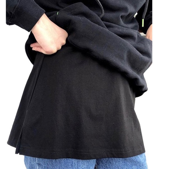 Other - 💕5 for 5$ 💕Shirt extenders - bundle of 2. White and Black